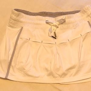 Lululemon running skirt